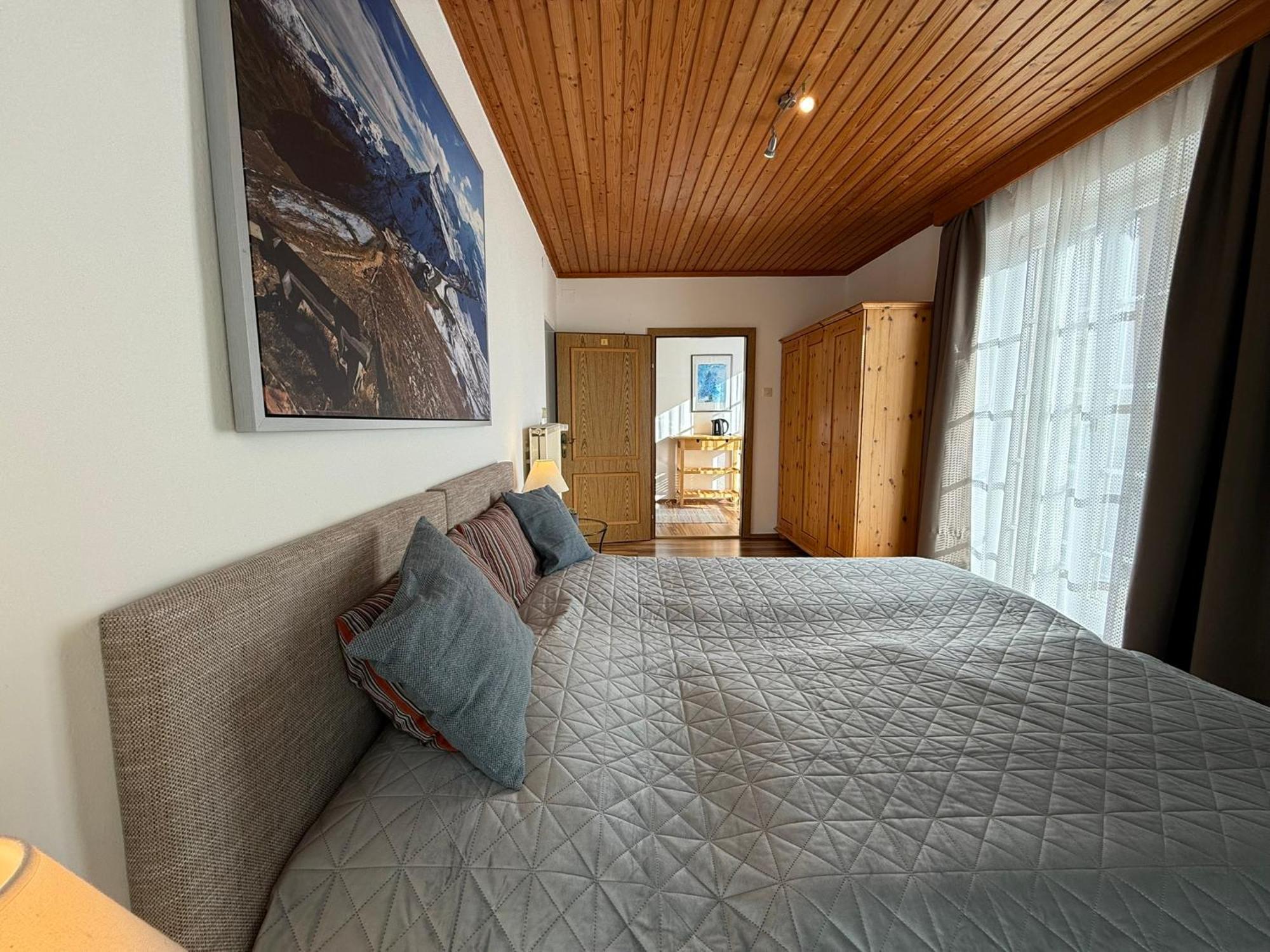 Alpina Appartements Mallnitz Quarto foto